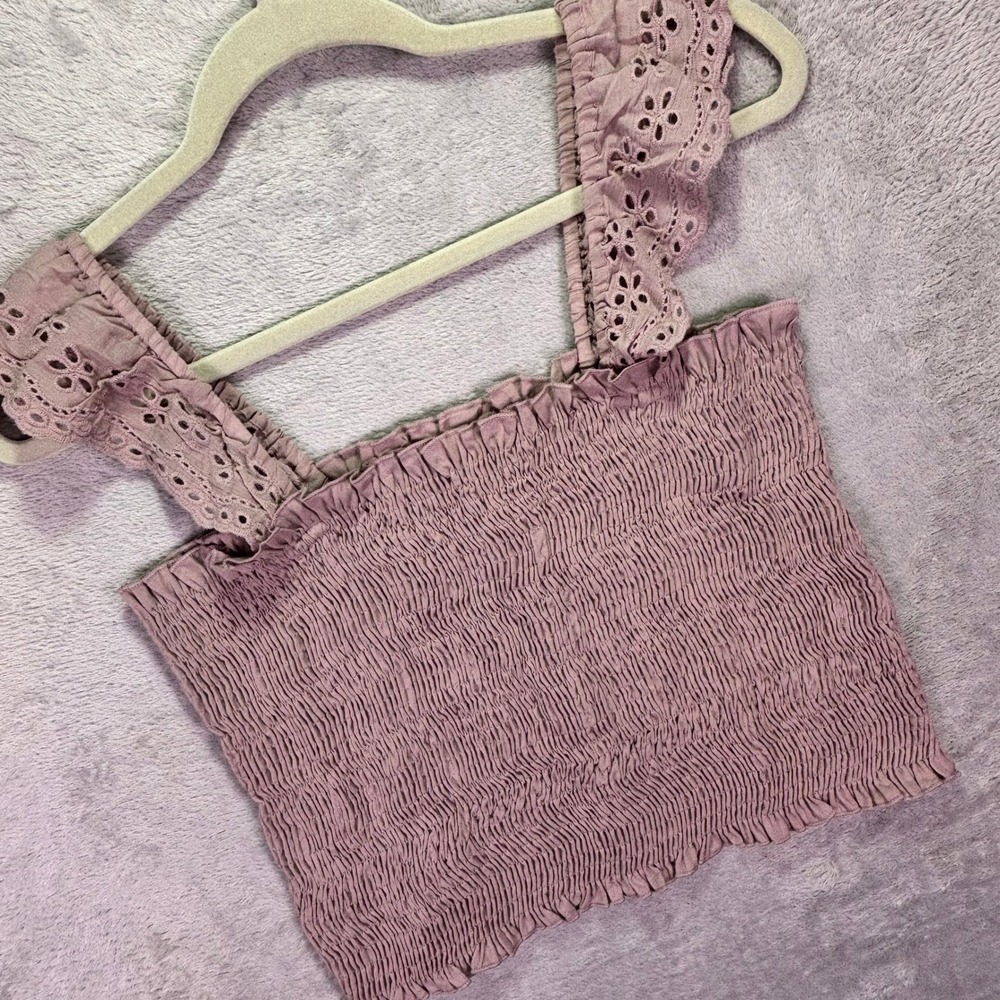 Natural Life Women Top L/XL Mauve Pink Smocked Eyelet Ruffle Strap Cotton TOP560